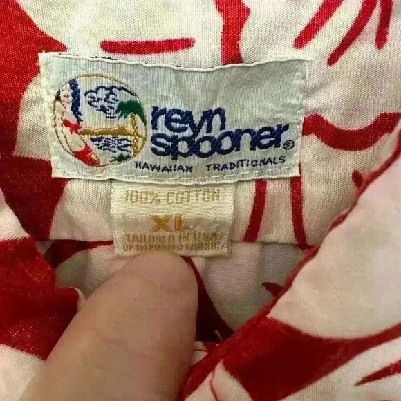 Vintage Reyn Spooner Hawaiian Shirt - THIS IS SOLD UNABLE TO DELETE - Picture 2 of 6
